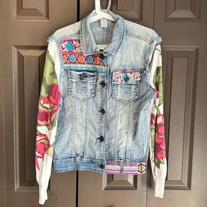Gorgeous Desigual Embroidered Floral Denim Jacket